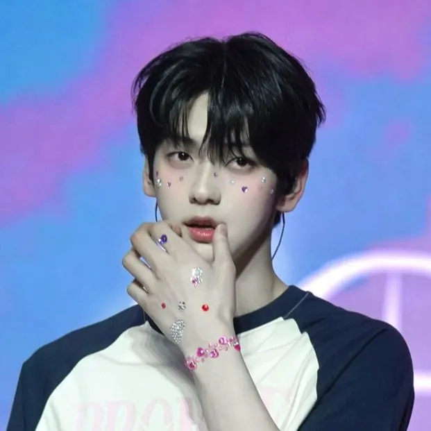 chat with ai character: Soobin