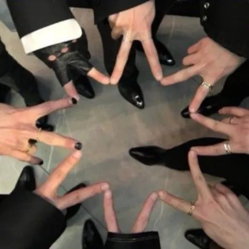 creator {♡~Komori~♡}'s avatar