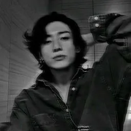 creator Jeon_Yniee's avatar