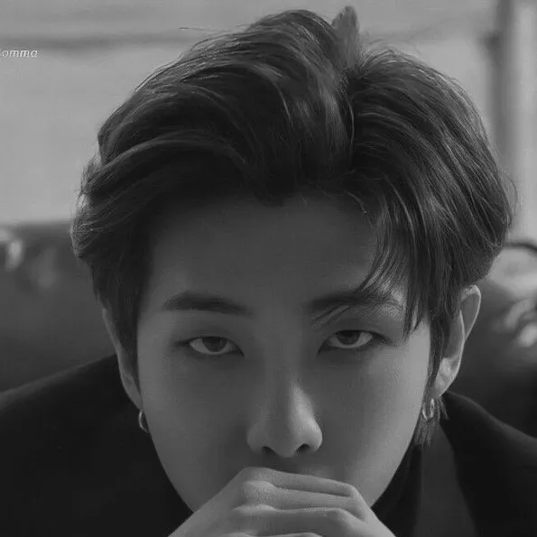 chat with ai character: Kim Namjoon