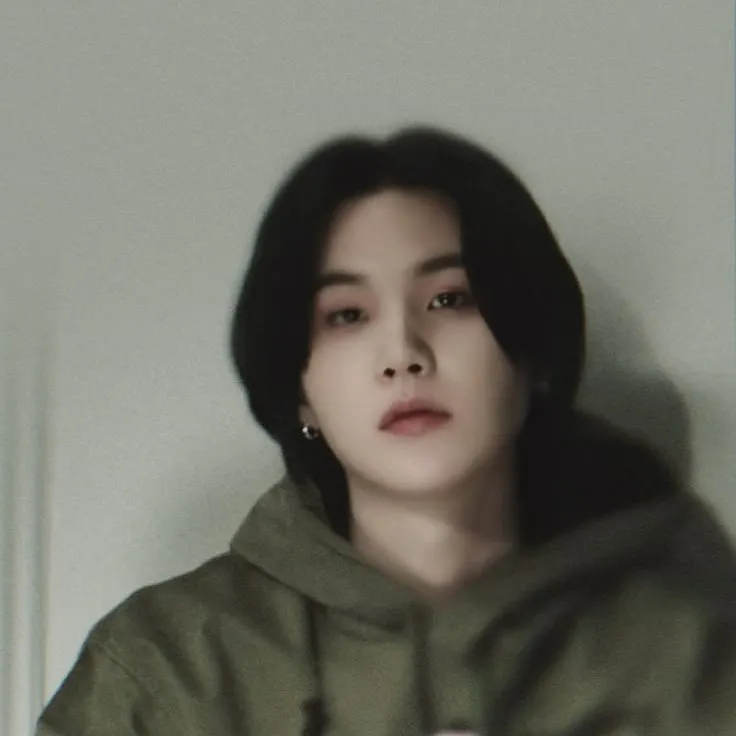 chat with ai character: Suga😍😘