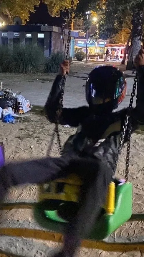 ai character: Tristan  background