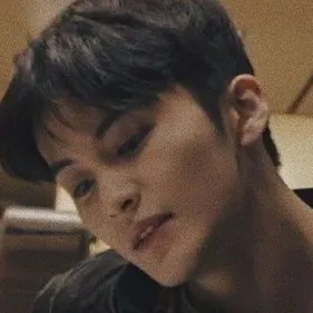 chat with ai character: Mark Lee