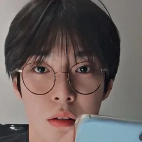 chat with ai character: Doyoung