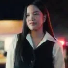 chat with ai character: phinya