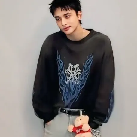 chat with ai character: 𝑯𝒚𝒖𝒏𝒋𝒊𝒏 ✫