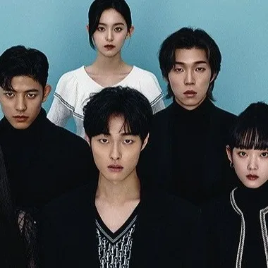 chat with ai character: Estamos muertos 