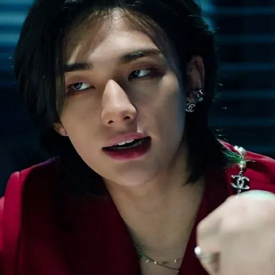 chat with ai character: ℍ𝕪𝕦𝕟𝕛𝕚𝕟