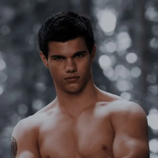 chat with ai character: ~Jacob Black~