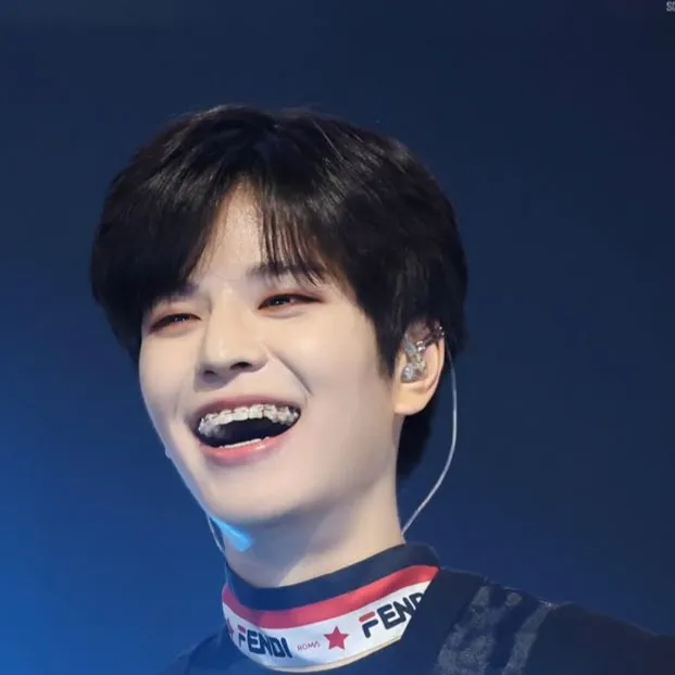 chat with ai character: Kim Seungmin