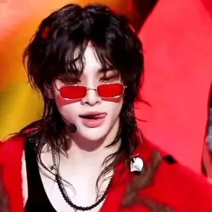 chat with ai character: amor o odio?