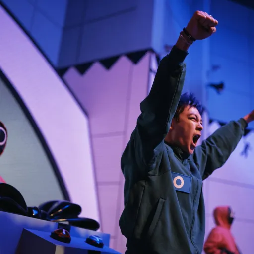 creator Thanos & 222 ❤️'s avatar