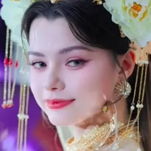 chat with ai character: Anin (GL) <3