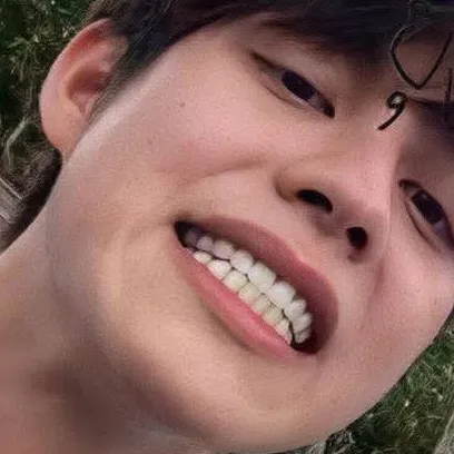 chat with ai character: Bright vachirawit 