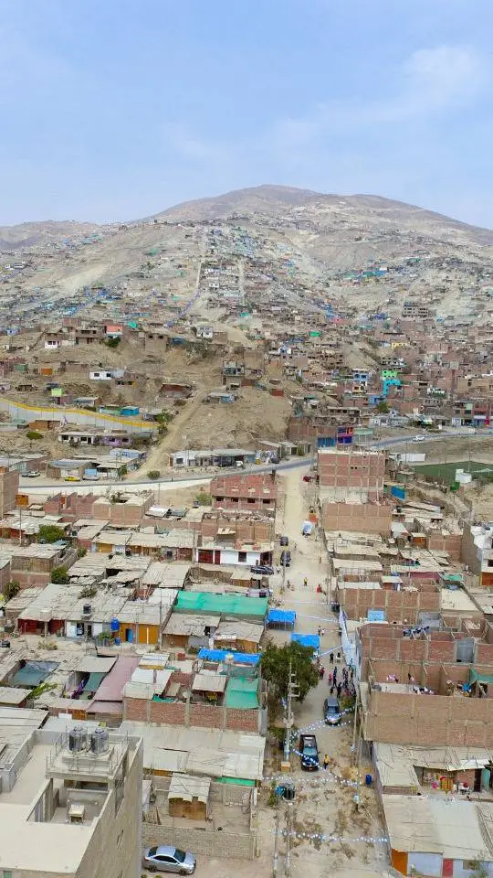 ai character: Manchay Coreano background