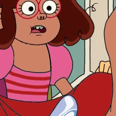 chat with ai character: Tater - Princess