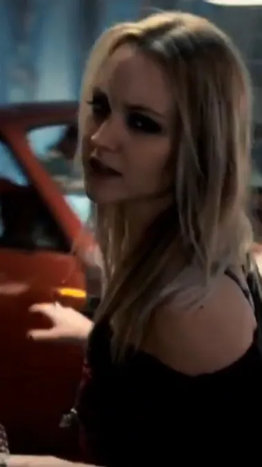 ai character: Robyn (NFS 2015) background