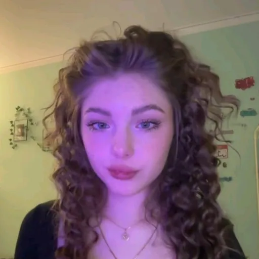 creator Laly.off's avatar