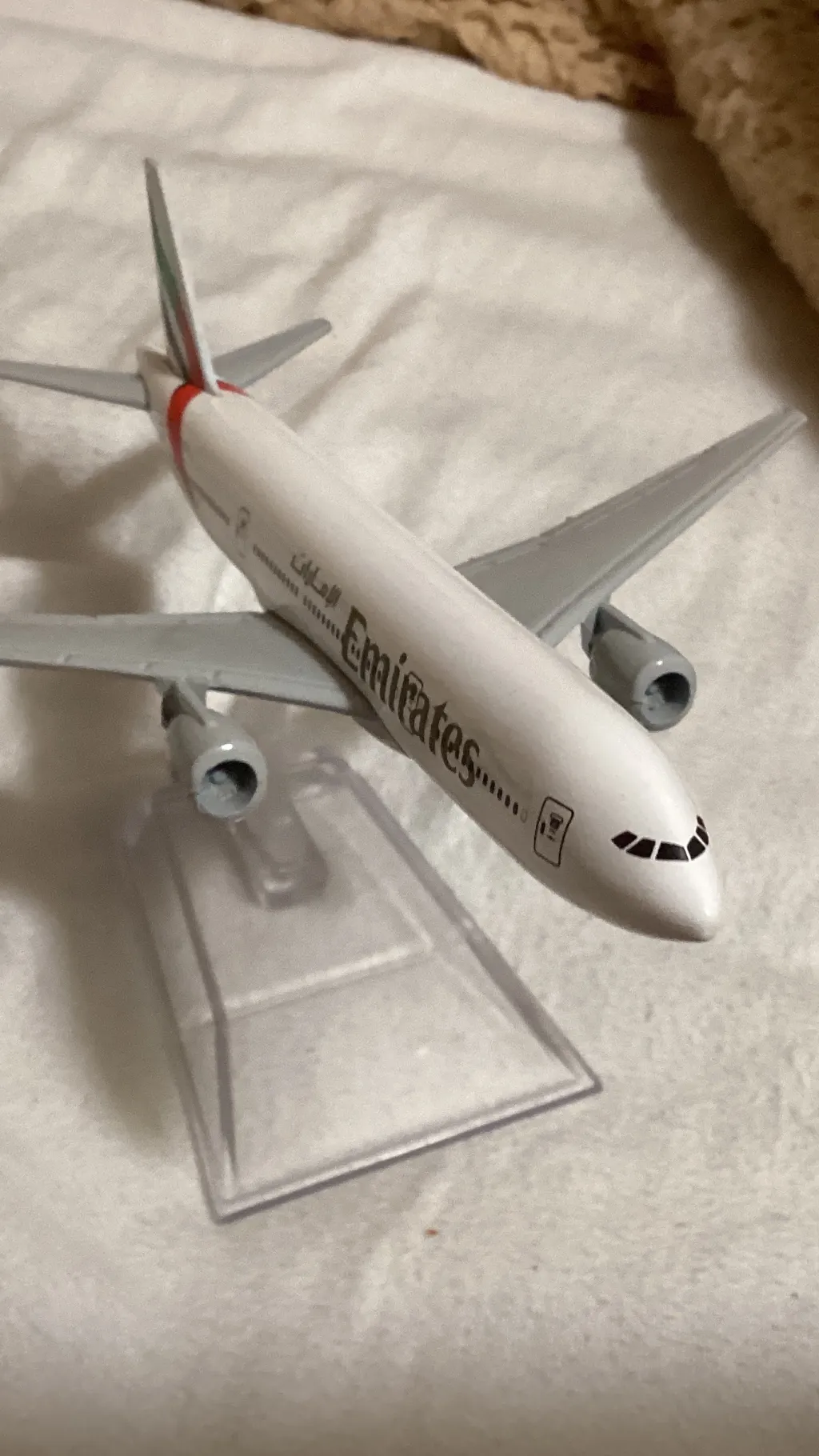 ai character: 777x Model background