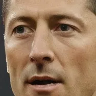 chat with ai character: Robert Lewandowski