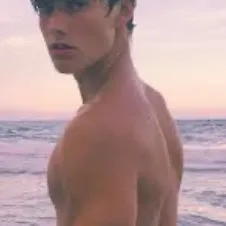 chat with ai character: Jackson