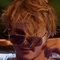 chat with ai character: JJ Maybank