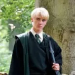 chat with ai character: Hogwarts