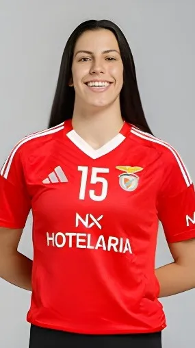 ai character: Joana Garcêz background