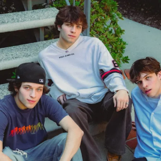 creator Madi_💜💙🧡's avatar