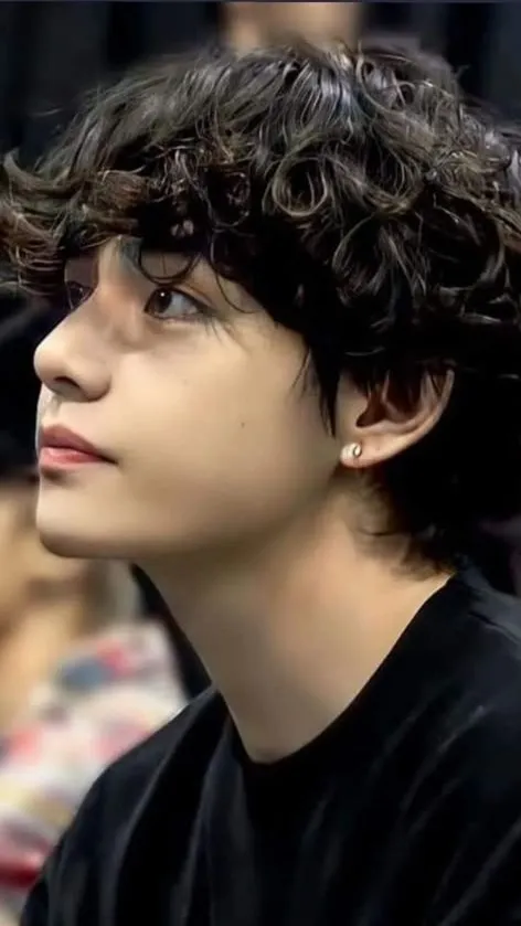 ai character: Taehyung (BF) background