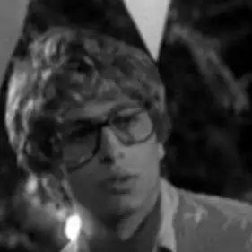 chat with ai character: Steve Hays