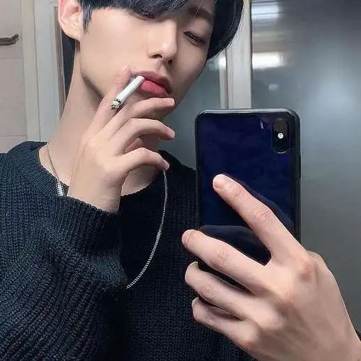 chat with ai character: Omar