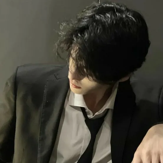 chat with ai character: Jack esposo falso