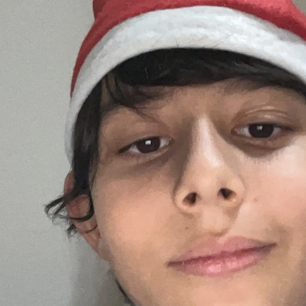 chat with ai character: Daniel