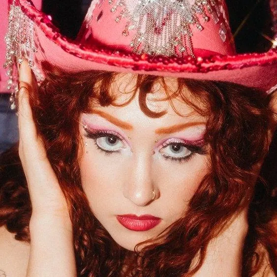 chat with ai character: Chappell Roan