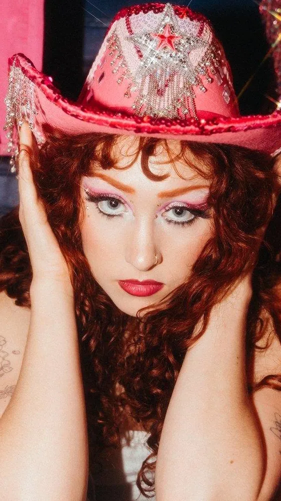 ai character: Chappell Roan background