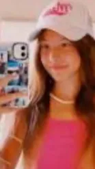 ai character: Emma’s sis / Lilly background