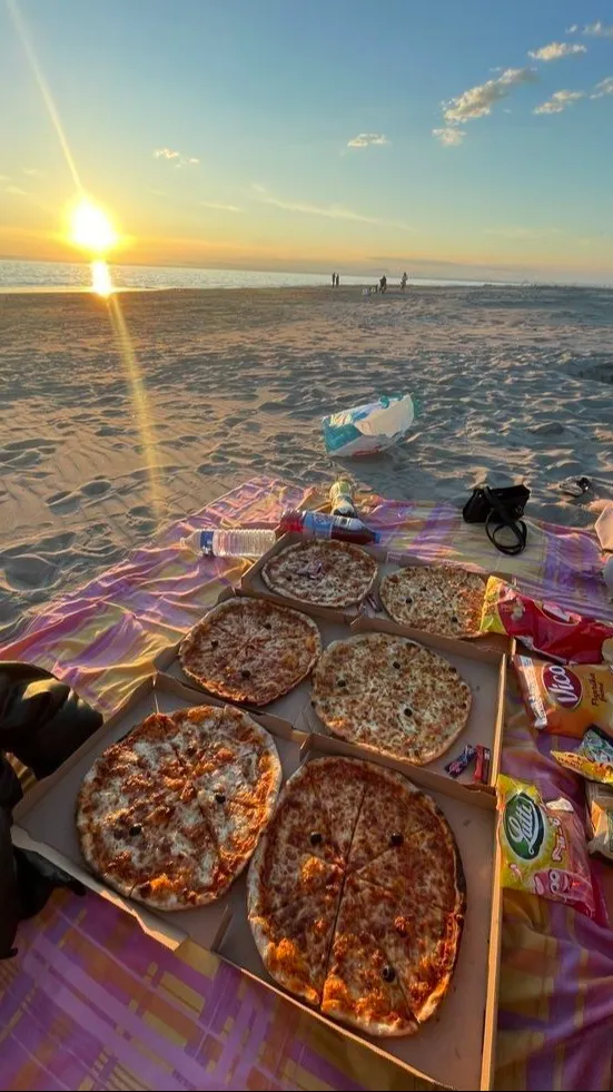 ai character: Summer vacation background