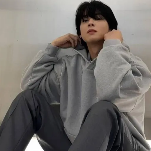 creator siri2.0.'s avatar