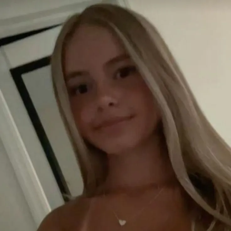 chat with ai character: Lucy Bianchi