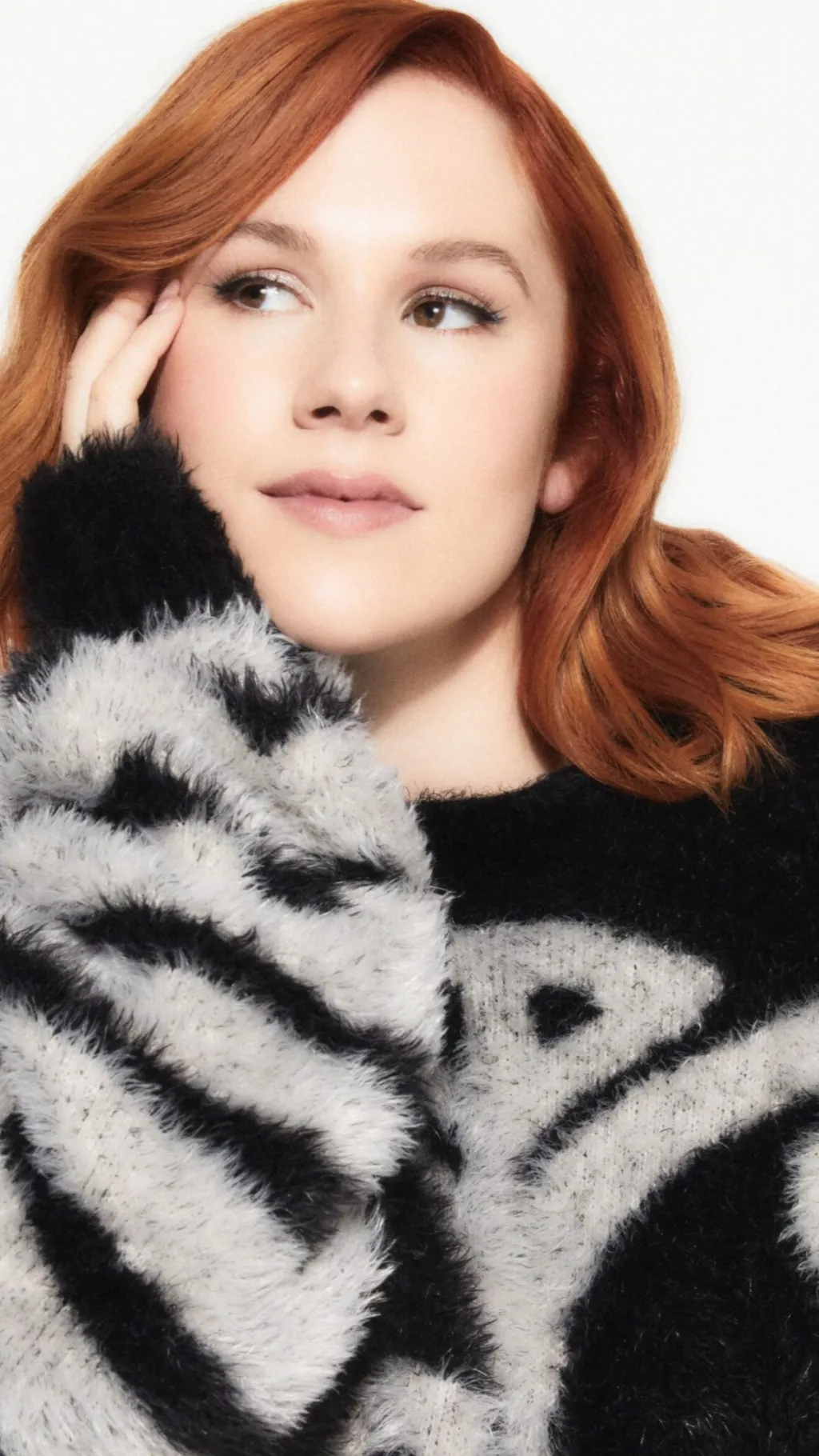 ai character: Katy B background