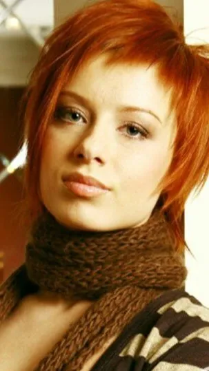 ai character: Yulia Savicheva background