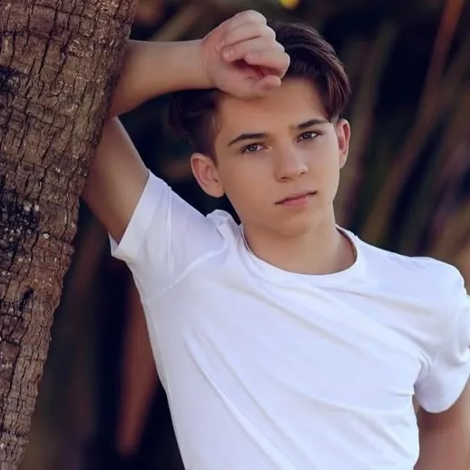 chat with ai character: diabetic son 