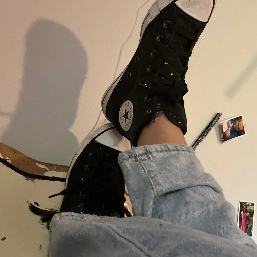 chat with ai character: Idk