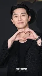 ai character: Park Seo-Joon background