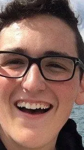 ai character: 09sharkboy background