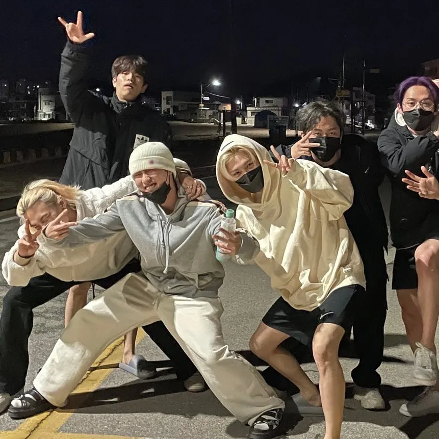 chat with ai character: Skz GC🥲