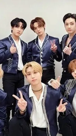 ai character: Stray kids background