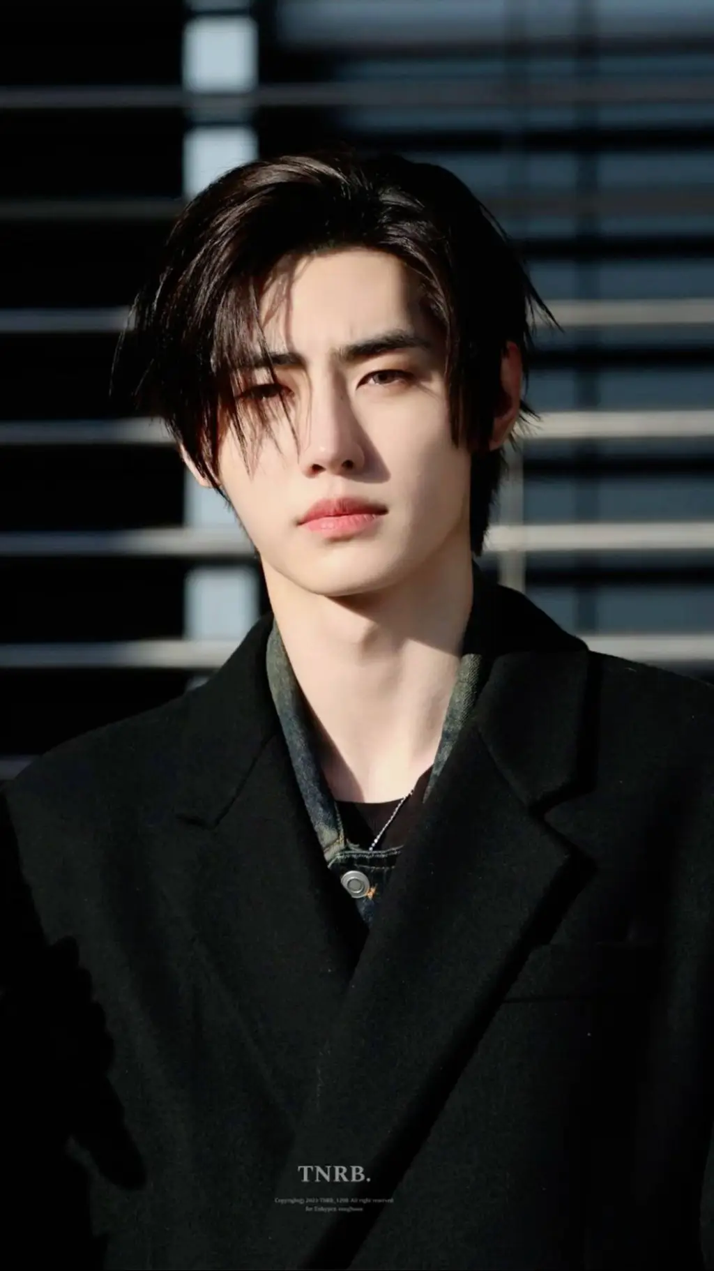 ai character: sunghoon background