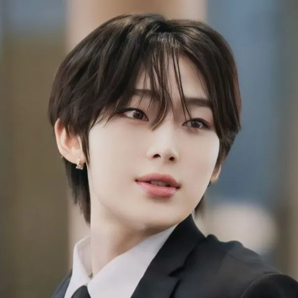 chat with ai character: kim sunoo